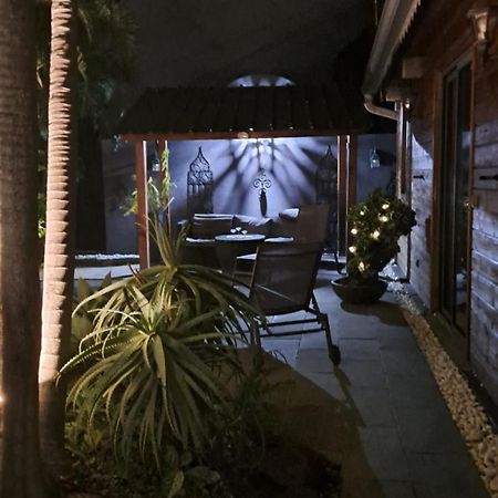 La Liane De Jade 974-Lodge Le Palissandre - Jacuzzi Privatif - Piscine Chauffee Le Bois de Nefles  Εξωτερικό φωτογραφία