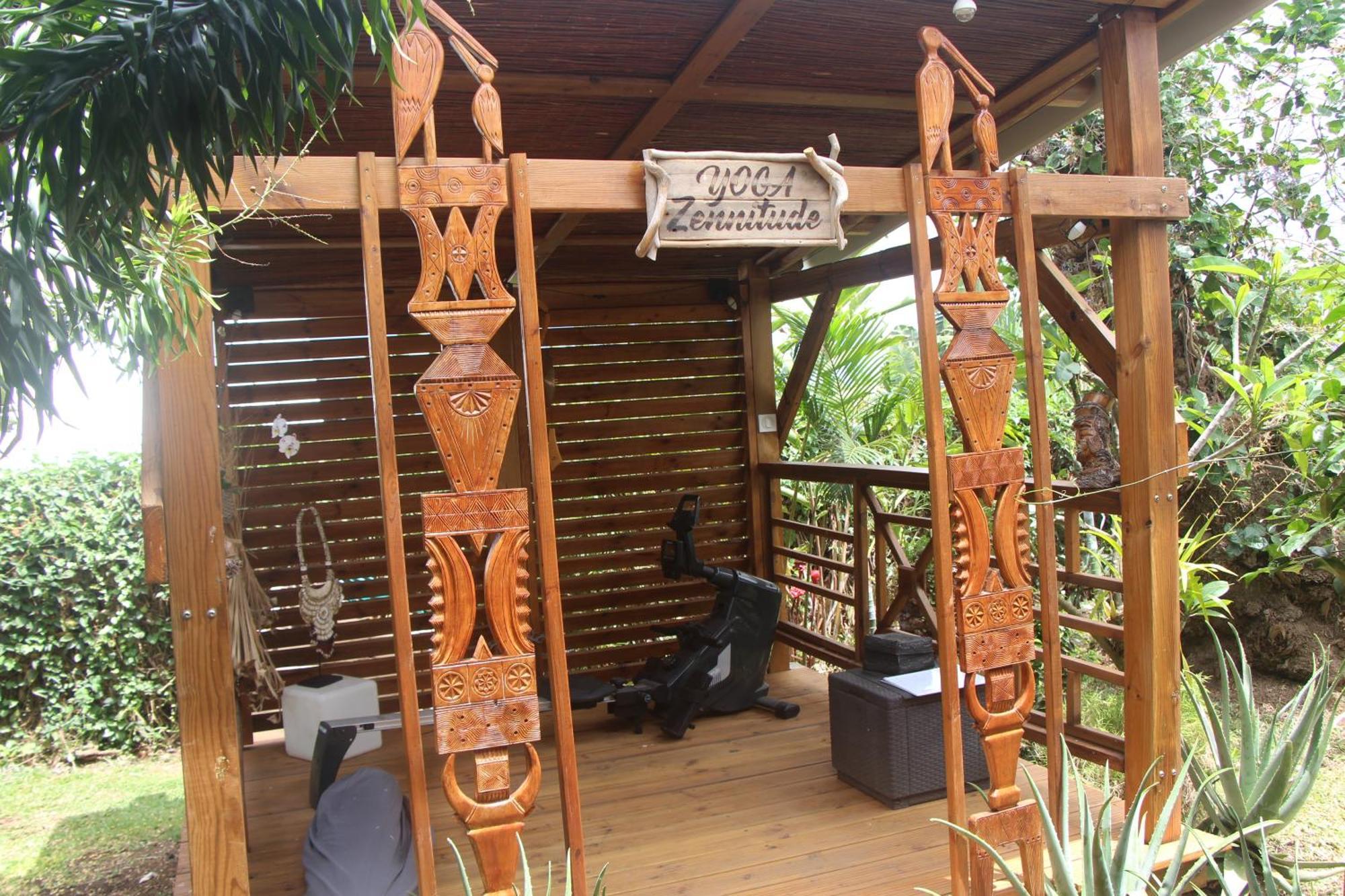 La Liane De Jade 974-Lodge Le Palissandre - Jacuzzi Privatif - Piscine Chauffee Le Bois de Nefles  Εξωτερικό φωτογραφία